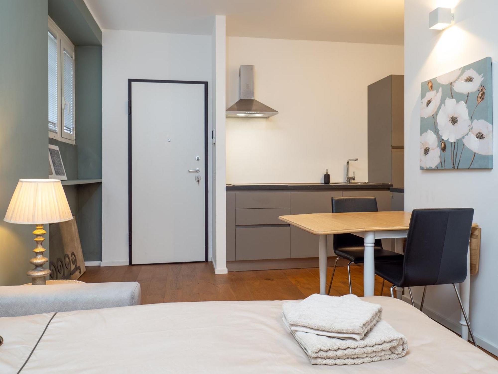Citylife-Duomo Comfort Suite & Metro A 2 Minuti! Milão Exterior foto
